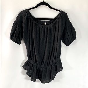 Free People Pheasant Style Off Shoulder Women’s Size S Petite Black Pullover Too